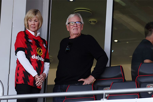 เอาที่นี่ให้รอดก่อน เจ้าของ บอร์นมัธ เตรียมขยายฐาน ทีมฟุตบอล