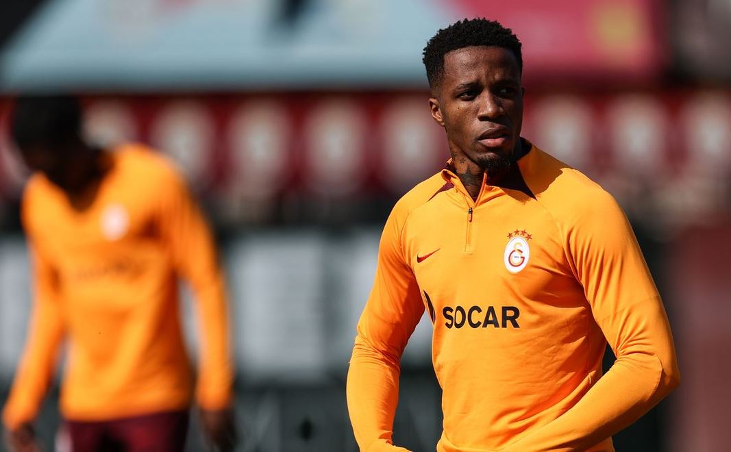 เงินไม่พอจ่าย กาลาตาซาราย พร้อมปล่อย ซาฮา