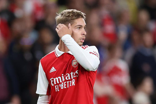 ยังไงแฟนบอลก็รัก! สมิธ โรว์ มีข่าวย้ายออกจาก เอมิเรตส์