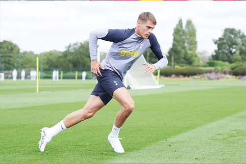 เดอ เวน มั่นใจแม้ซ้อมกับ ไก่ ได้เพียง 3 วัน